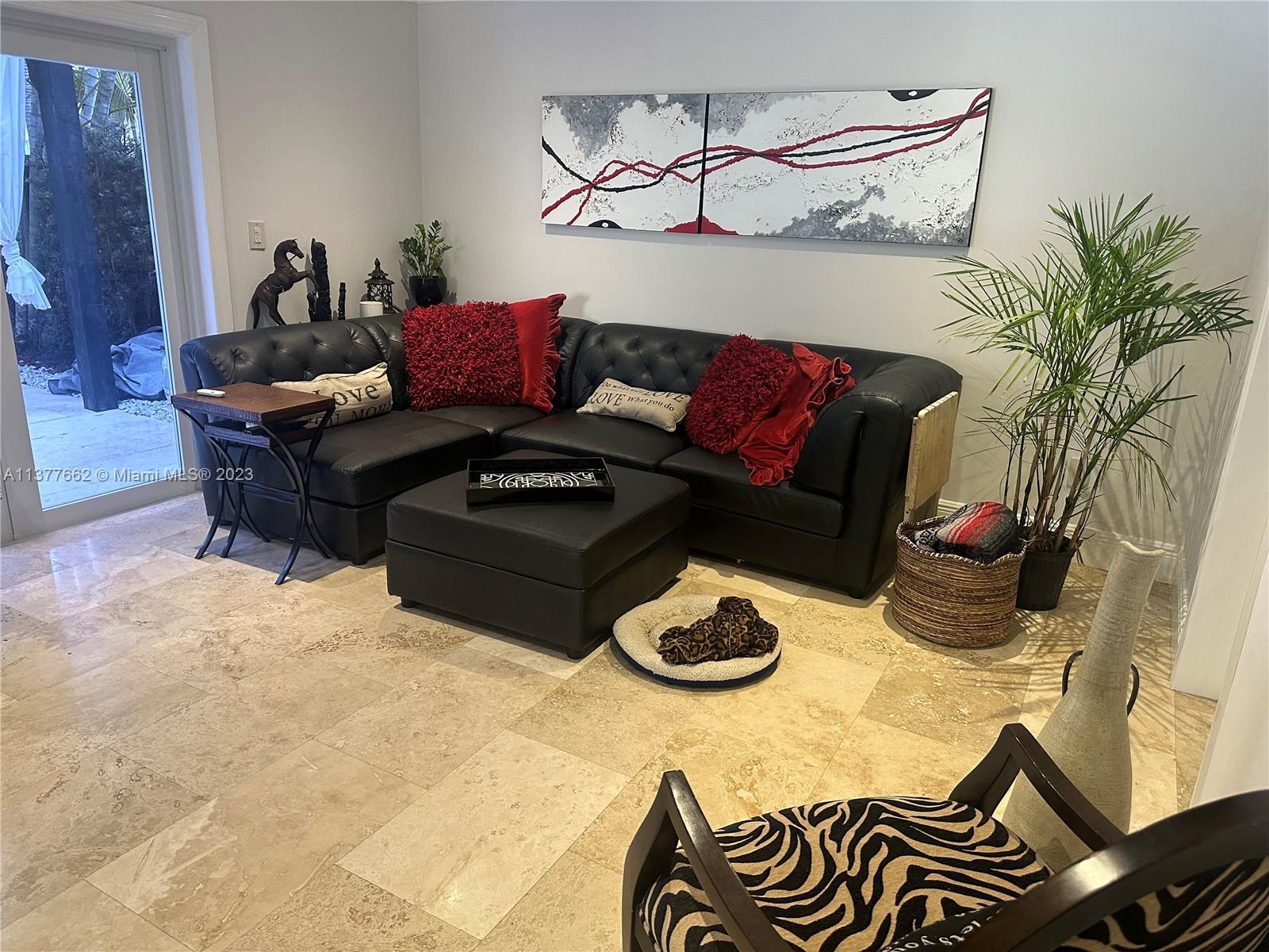 Photo of 14263 SW 156th Ave #2 in Miami, FL