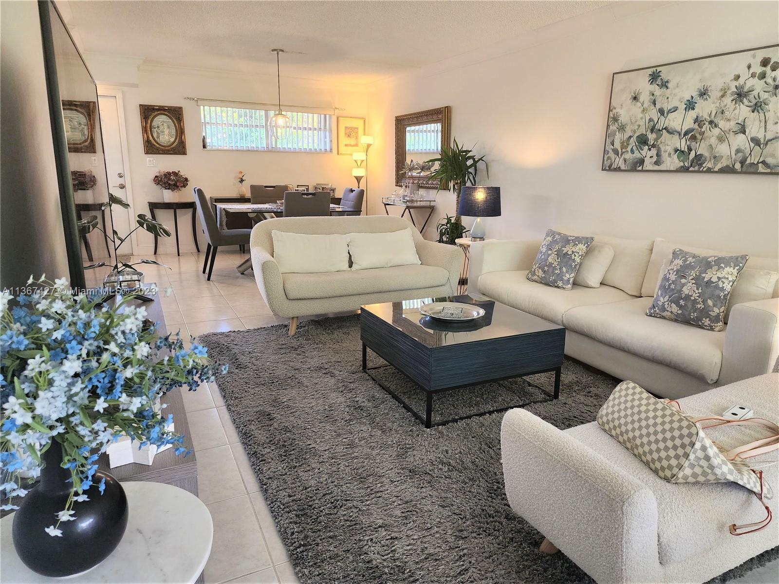 Photo of 8901 S Hollybrook Blvd #105 in Pembroke Pines, FL