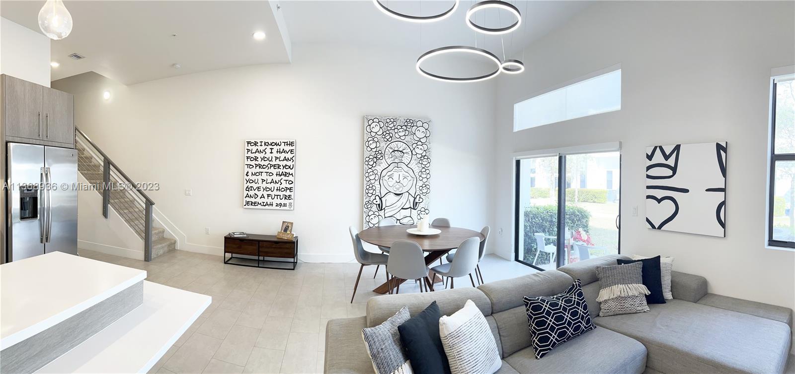 Photo of 4481 NW 8th Pl in Plantation, FL