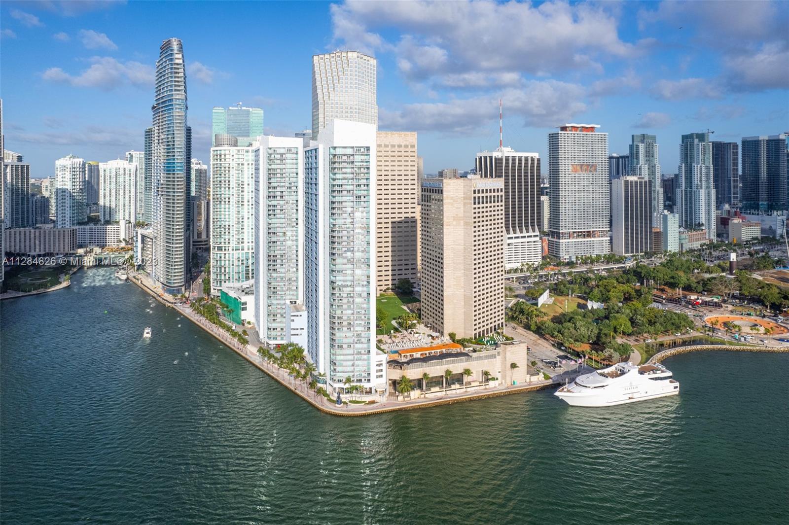 Photo of 335 S Biscayne Blvd #1709 in Miami, FL