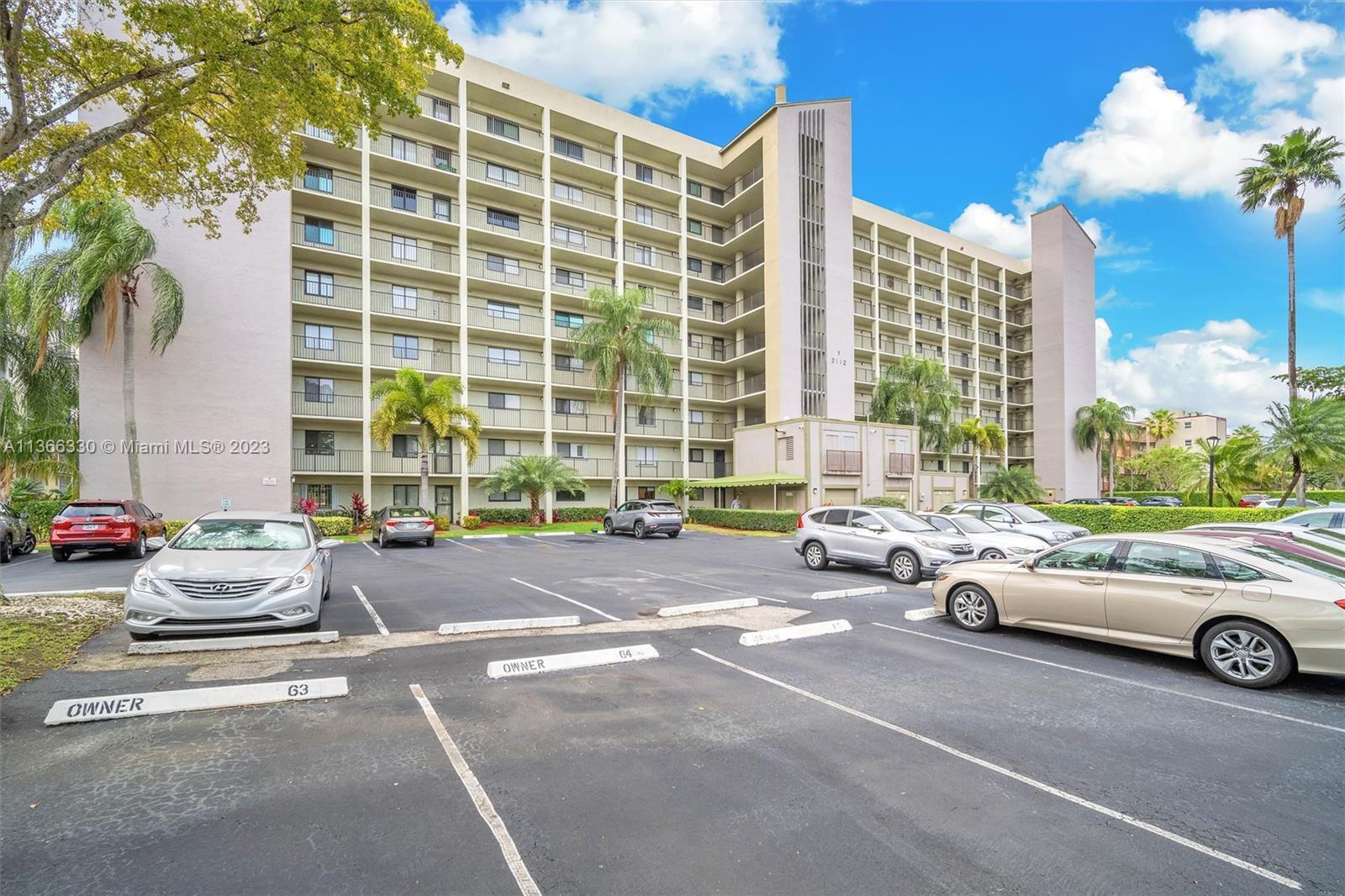 Photo of 2112 S Cypress Bend Dr #802 in Pompano Beach, FL