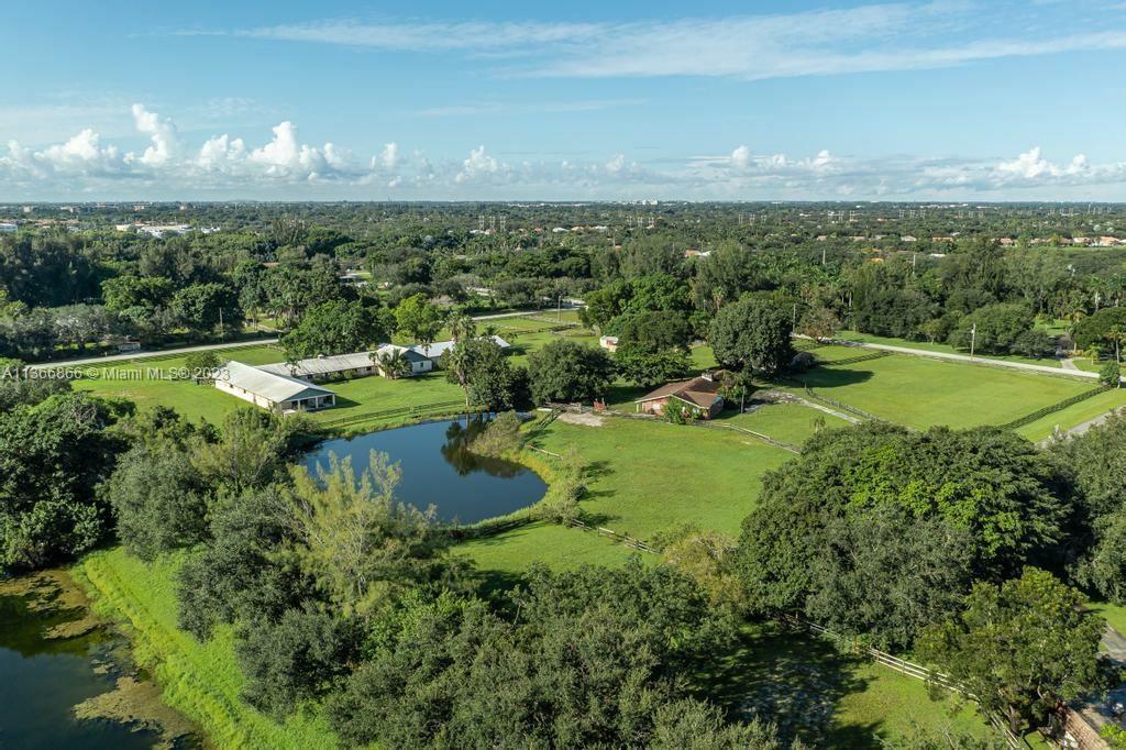 Photo of 3800 NW 100th Ave in Cooper City, FL