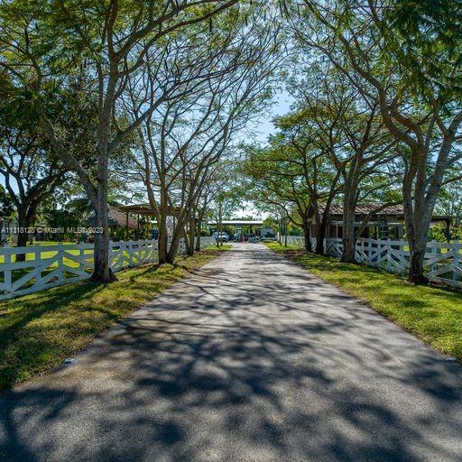 Photo of 19780 SW 198th St in Miami, FL