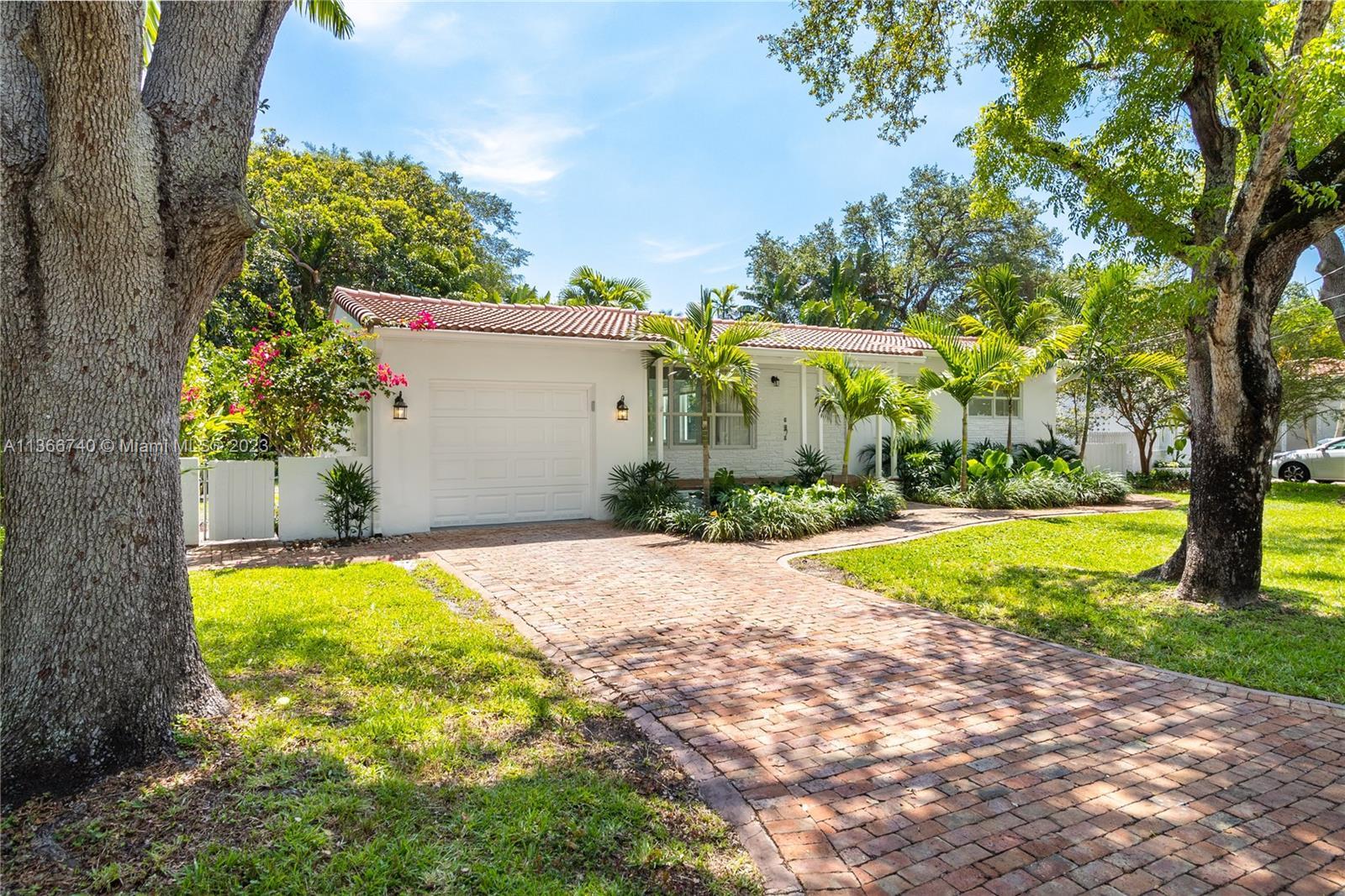 Photo of 9357 NE 9th Pl in Miami Shores, FL