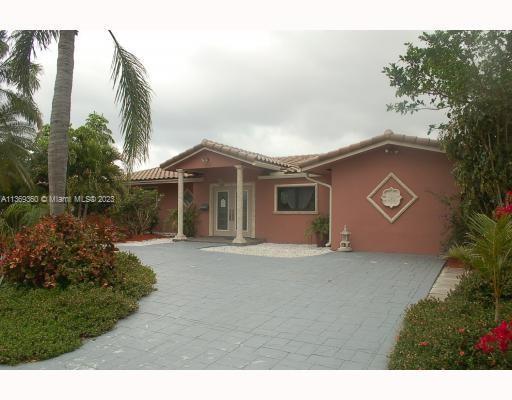 Photo of 900 SE 10th St in Pompano Beach, FL
