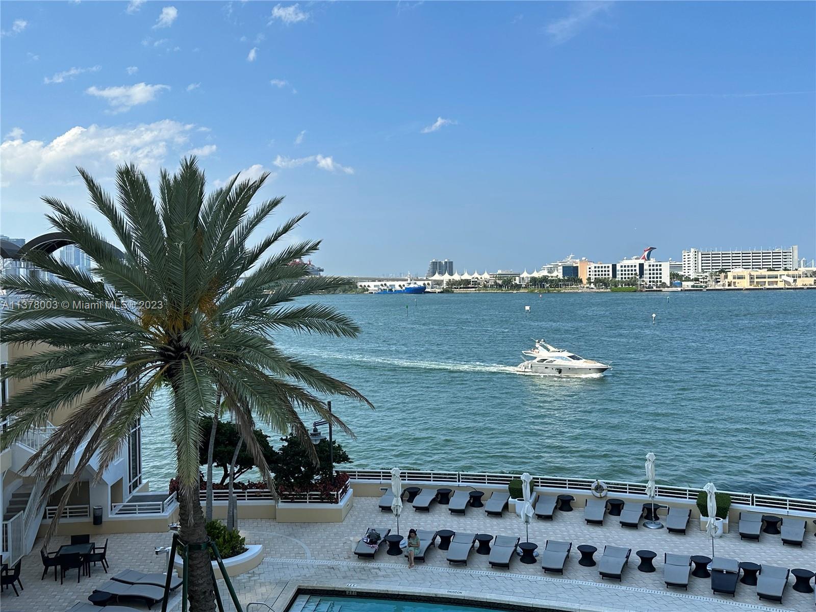 Photo of 848 Brickell Key Dr #204 in Miami, FL