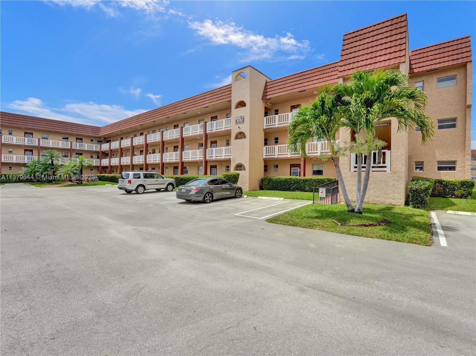 Photo of 2751 N Pine Island Rd #109 in Sunrise, FL
