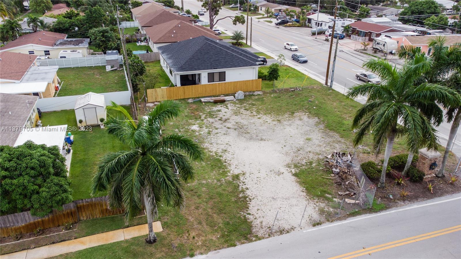 Photo of 4861 Peters Rd in Plantation, FL