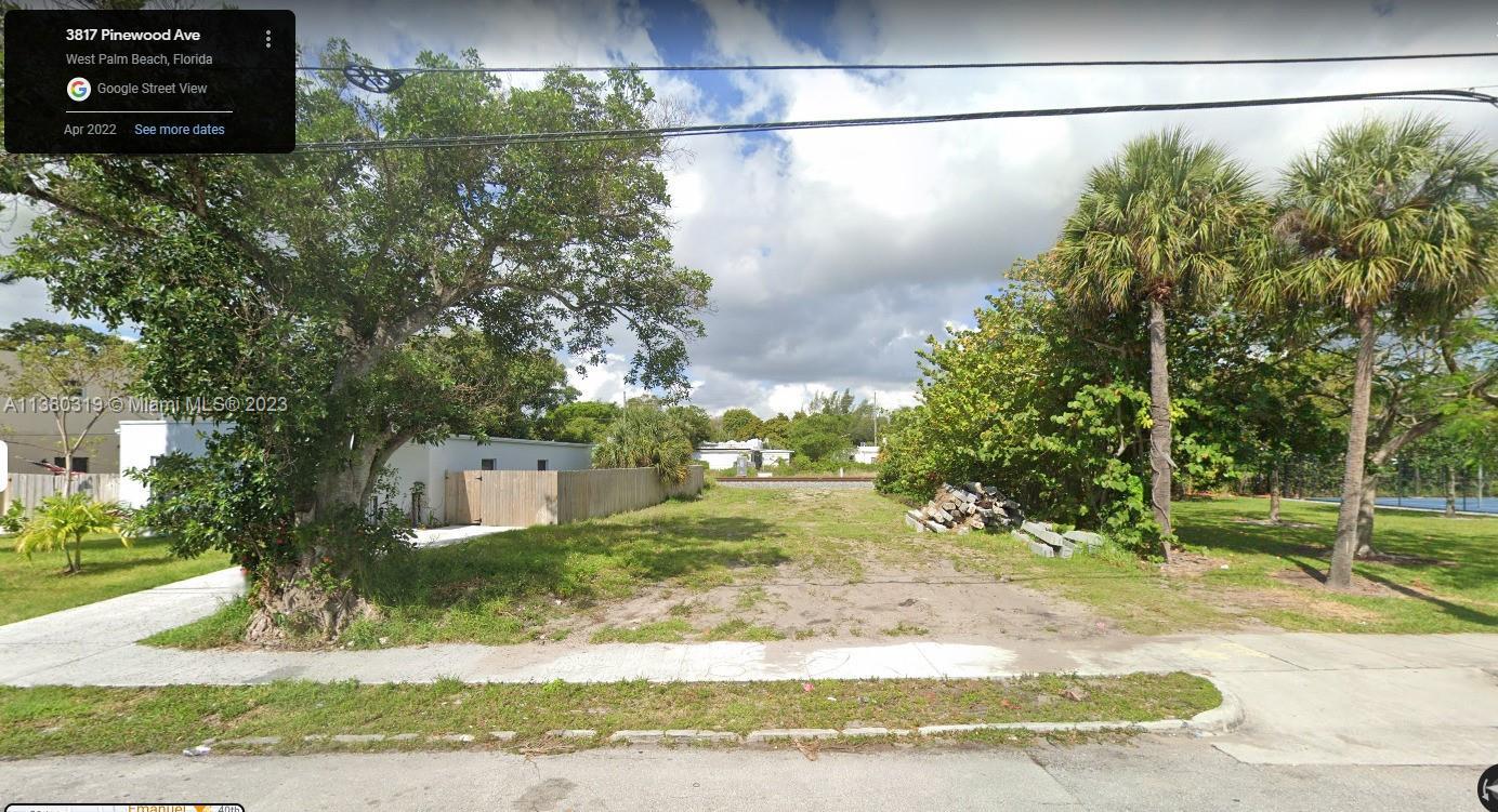 Photo of 3817 Pinewood Ave in West Palm Beach, FL