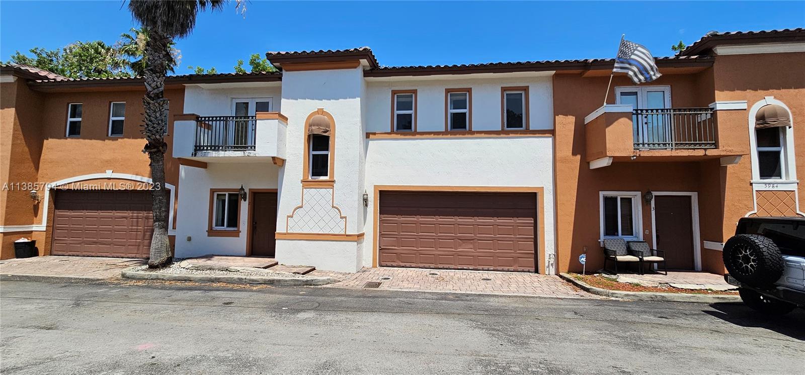 Photo of 5984 SW 8th St #2 in West Miami, FL