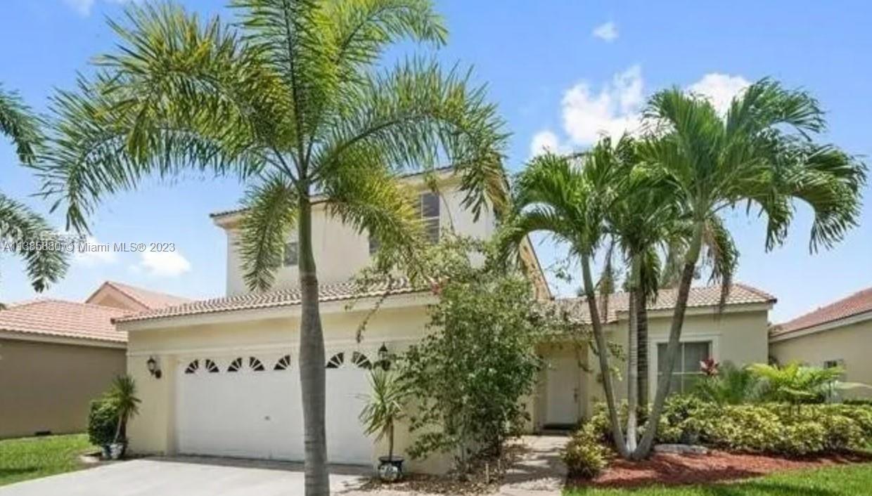 Photo of 582 Carrington Ln in Weston, FL