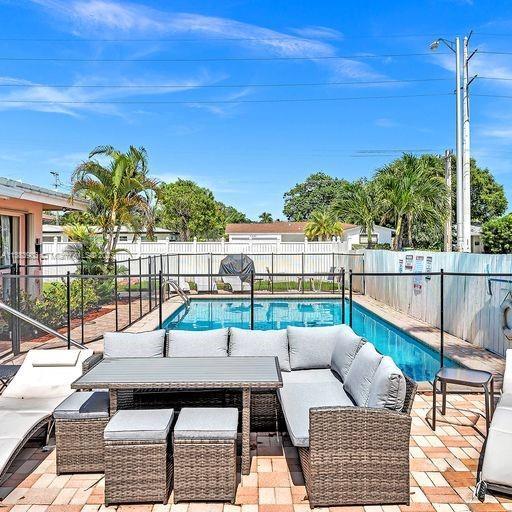 Photo of 1761 NE 55 St in Fort Lauderdale, FL