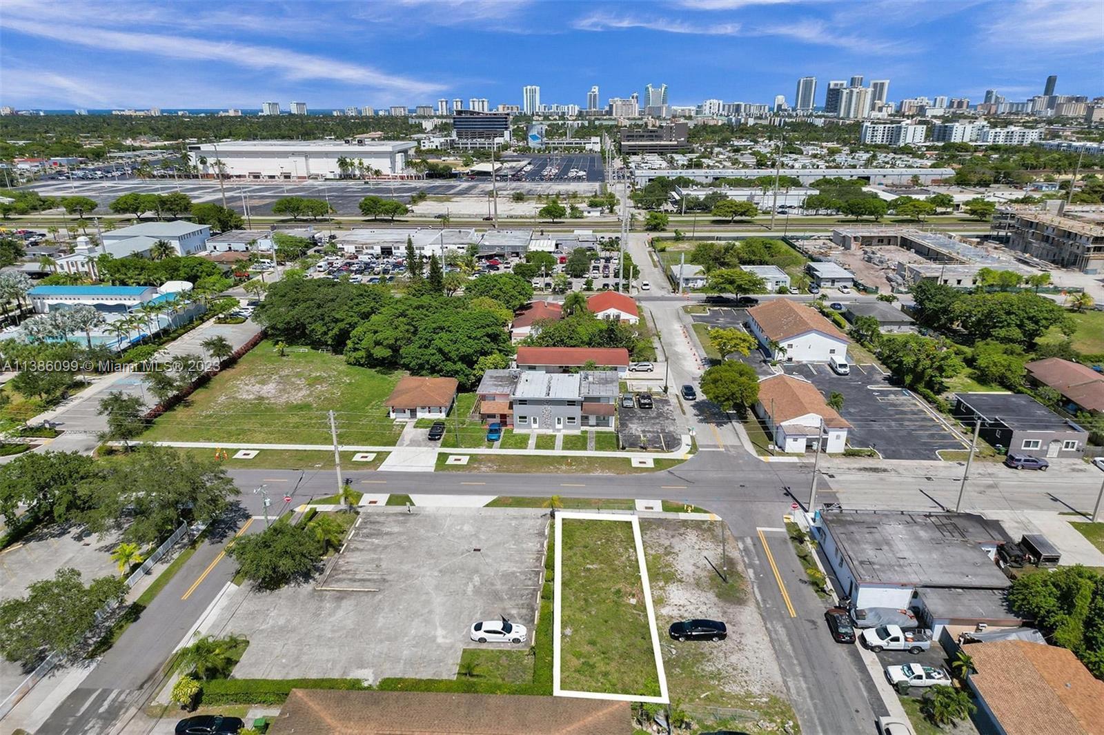 Photo of 2 Nw Ave in Hallandale Beach, FL
