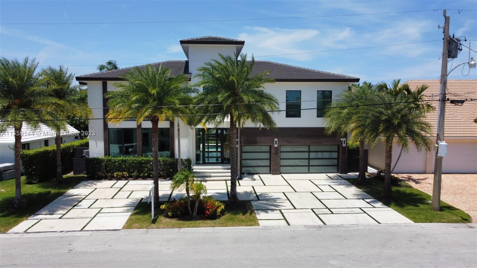 New luxury home on The Landings features timeless architectural designs, impeccable details & high-e