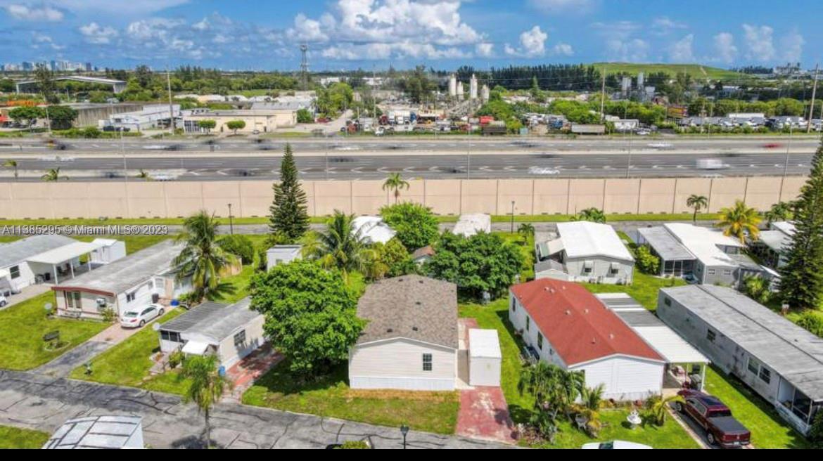 Photo of 3286 SW 50th Ln in Davie, FL