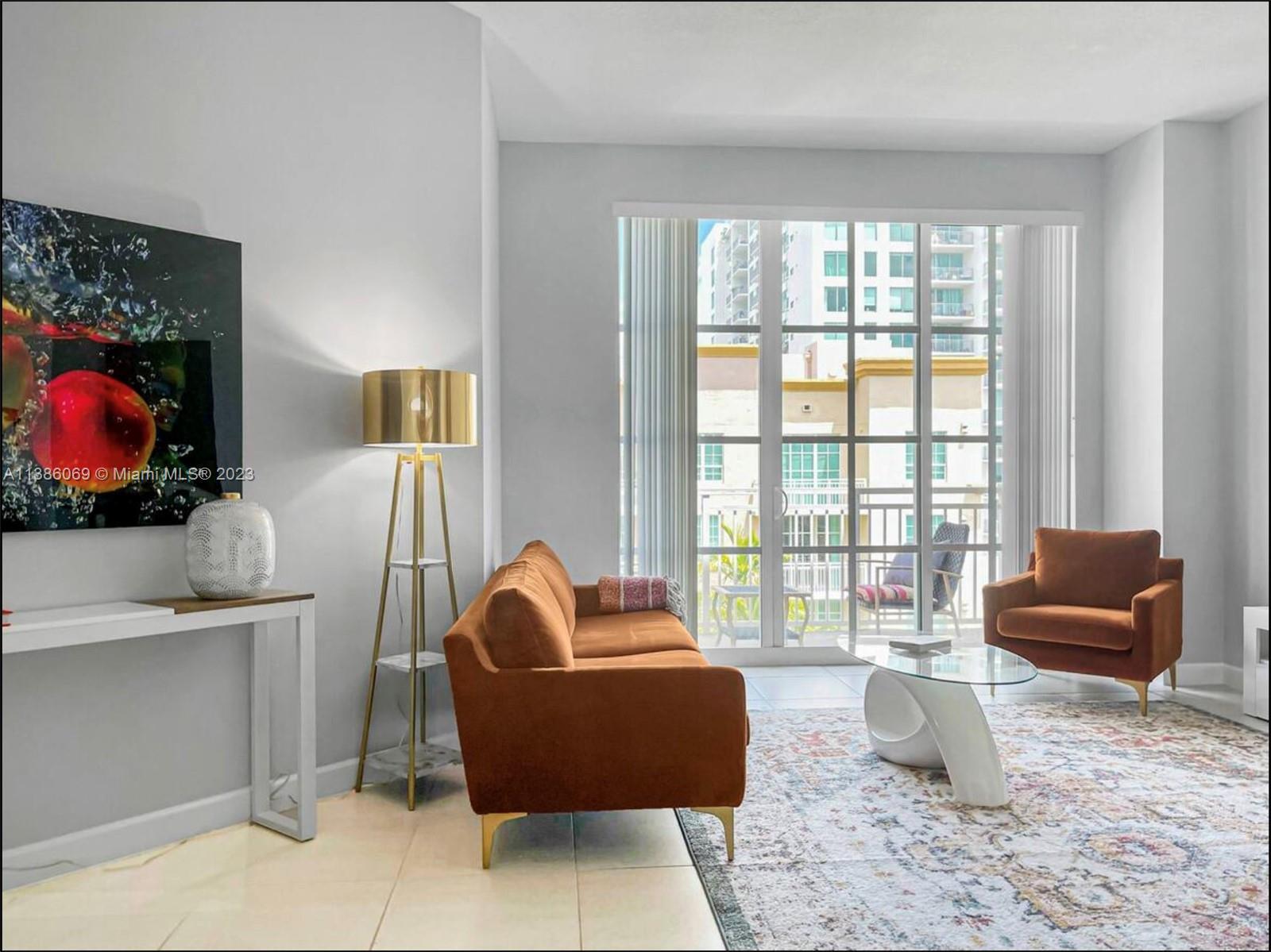 Photo of 410 Evernia St #810 in West Palm Beach, FL