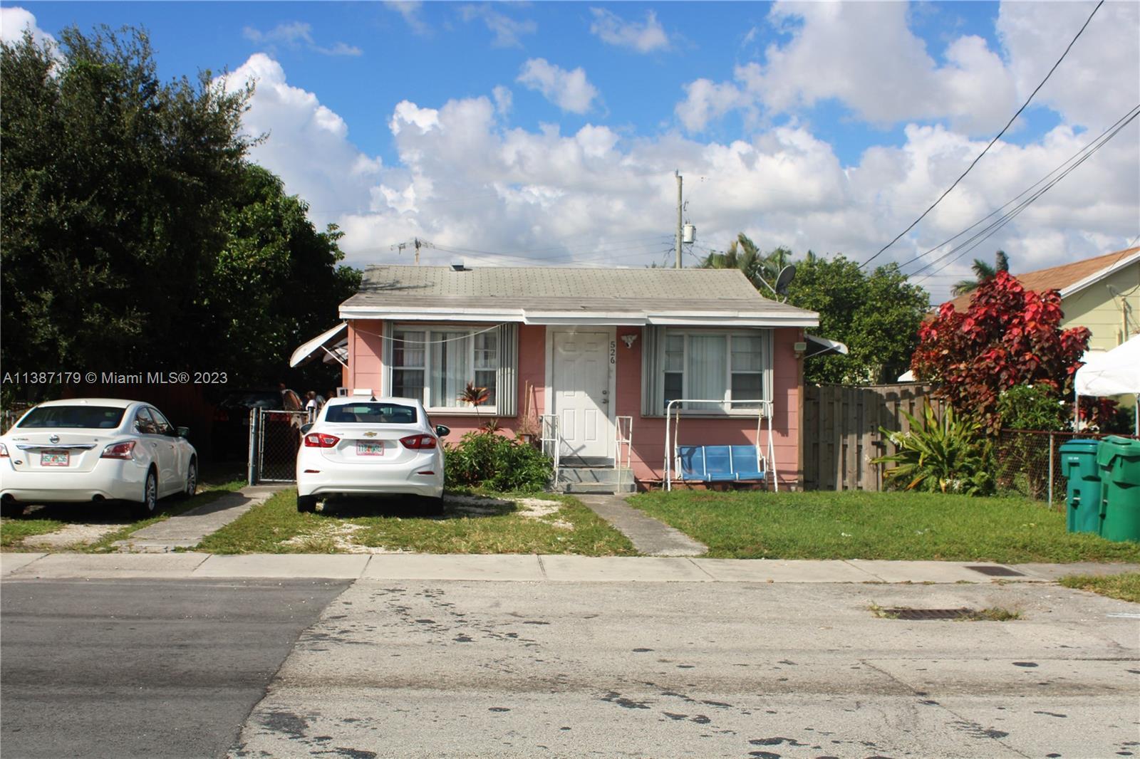Photo of 526 NW 44th Ave in Miami, FL