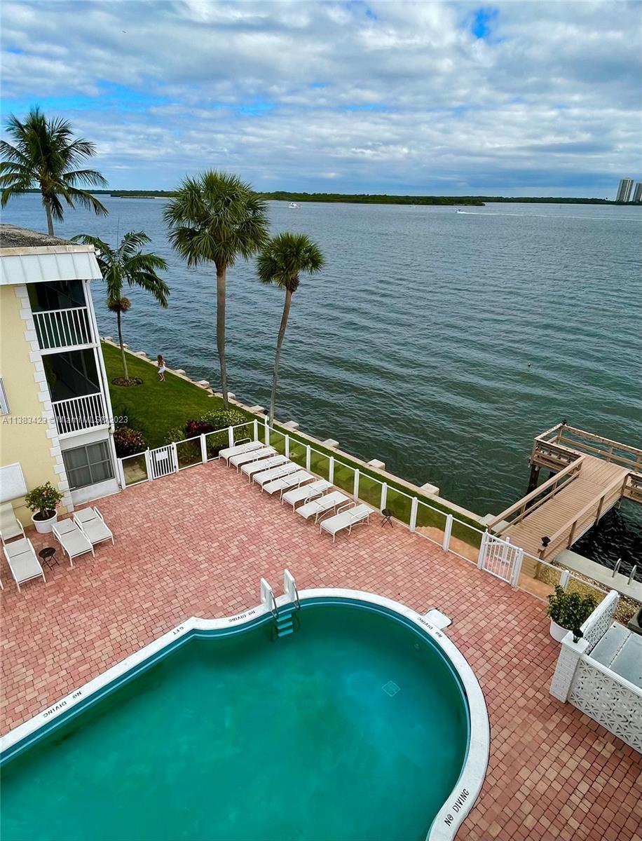 Photo of 100 Doolen Ct #213 in North Palm Beach, FL