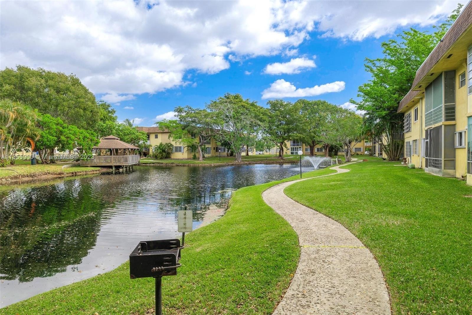 Photo of 5130 SW 40th Ave #000 in Dania Beach, FL
