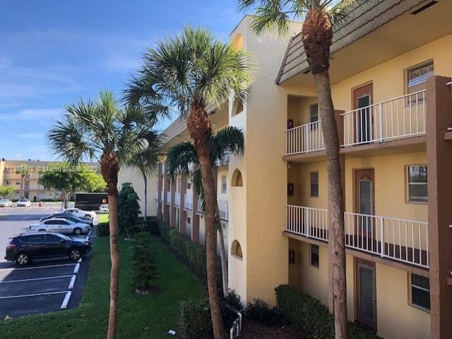Photo of 8515 Sunrise Lakes Blvd #111 in Sunrise, FL