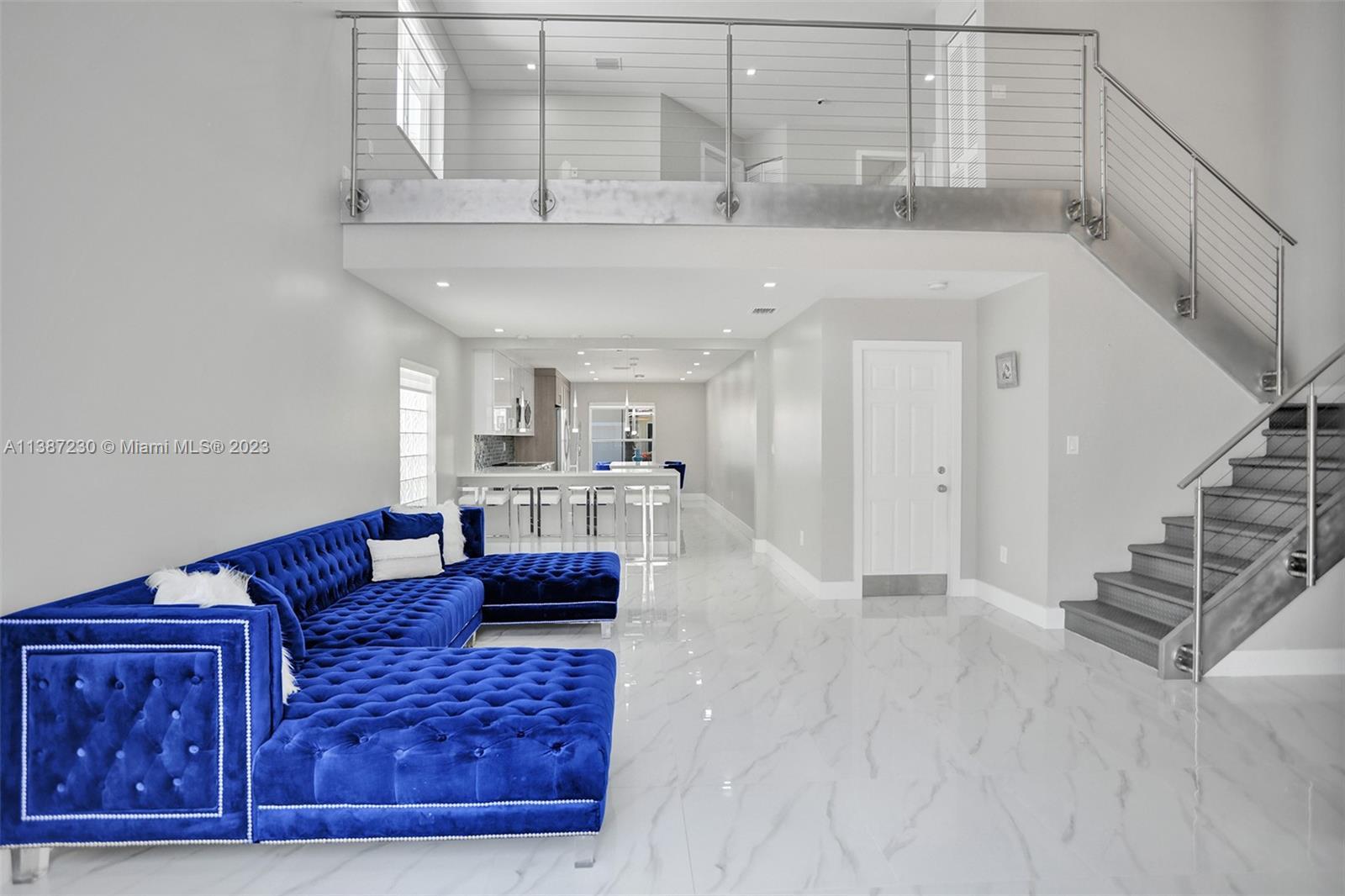 Photo of 1115 Satinleaf St in Hollywood, FL