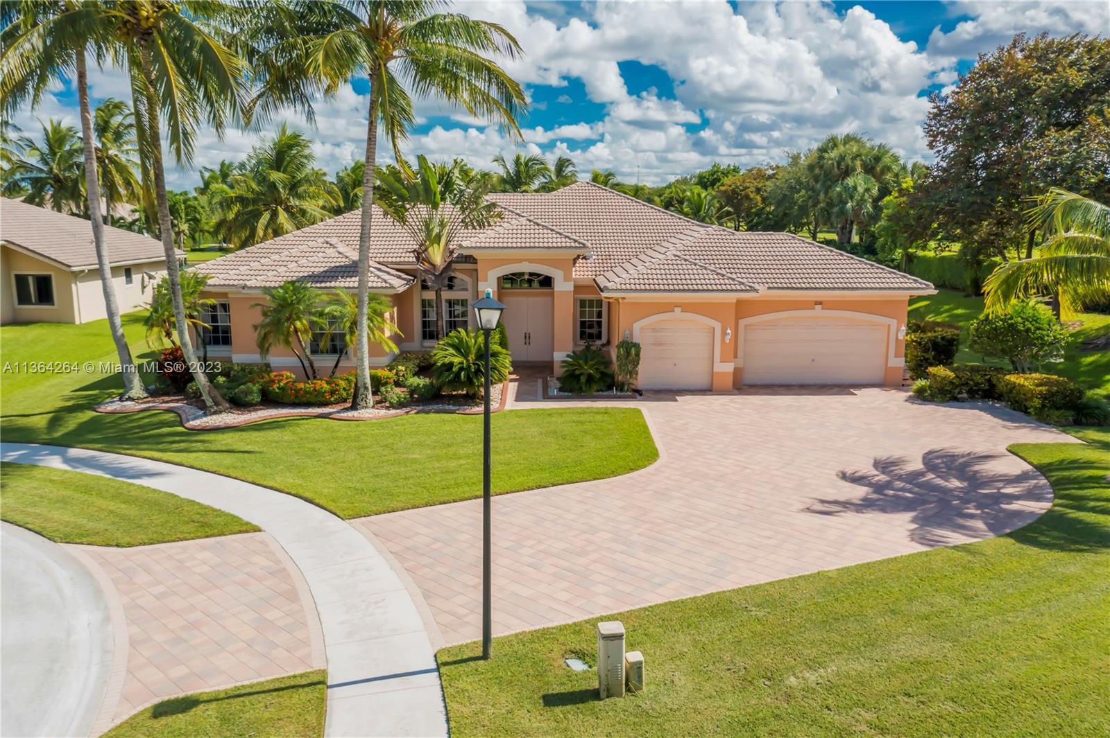 Photo of 15396 SW 38th St in Davie, FL