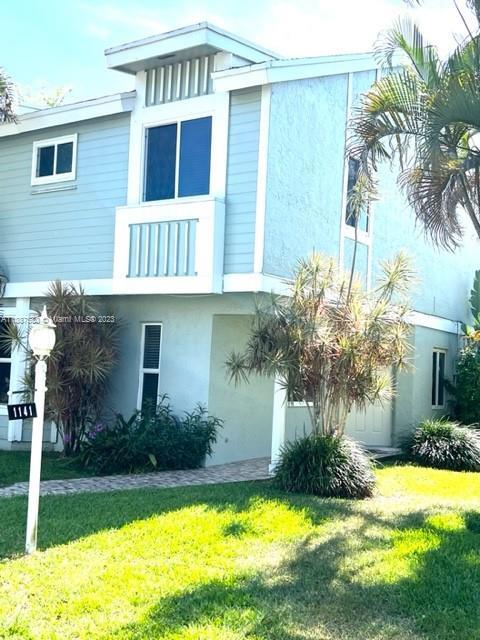 Photo of 1141 SW 111th Ter in Davie, FL