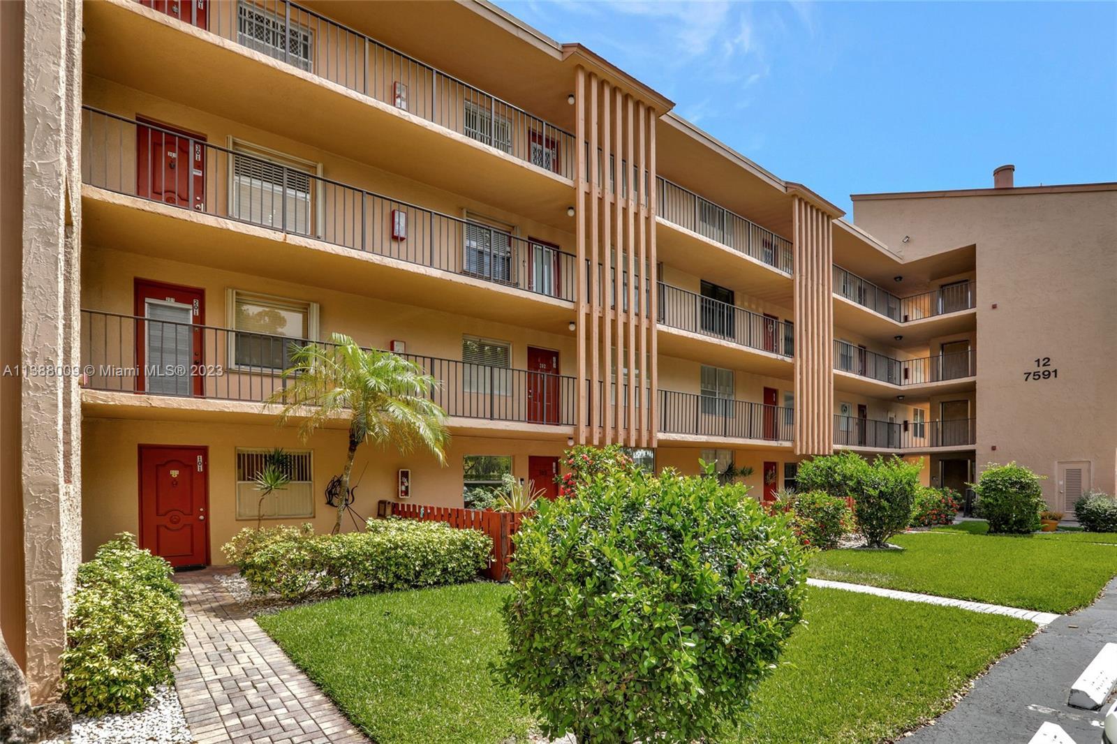 Photo of 7591 NW 1st St #101 in Margate, FL