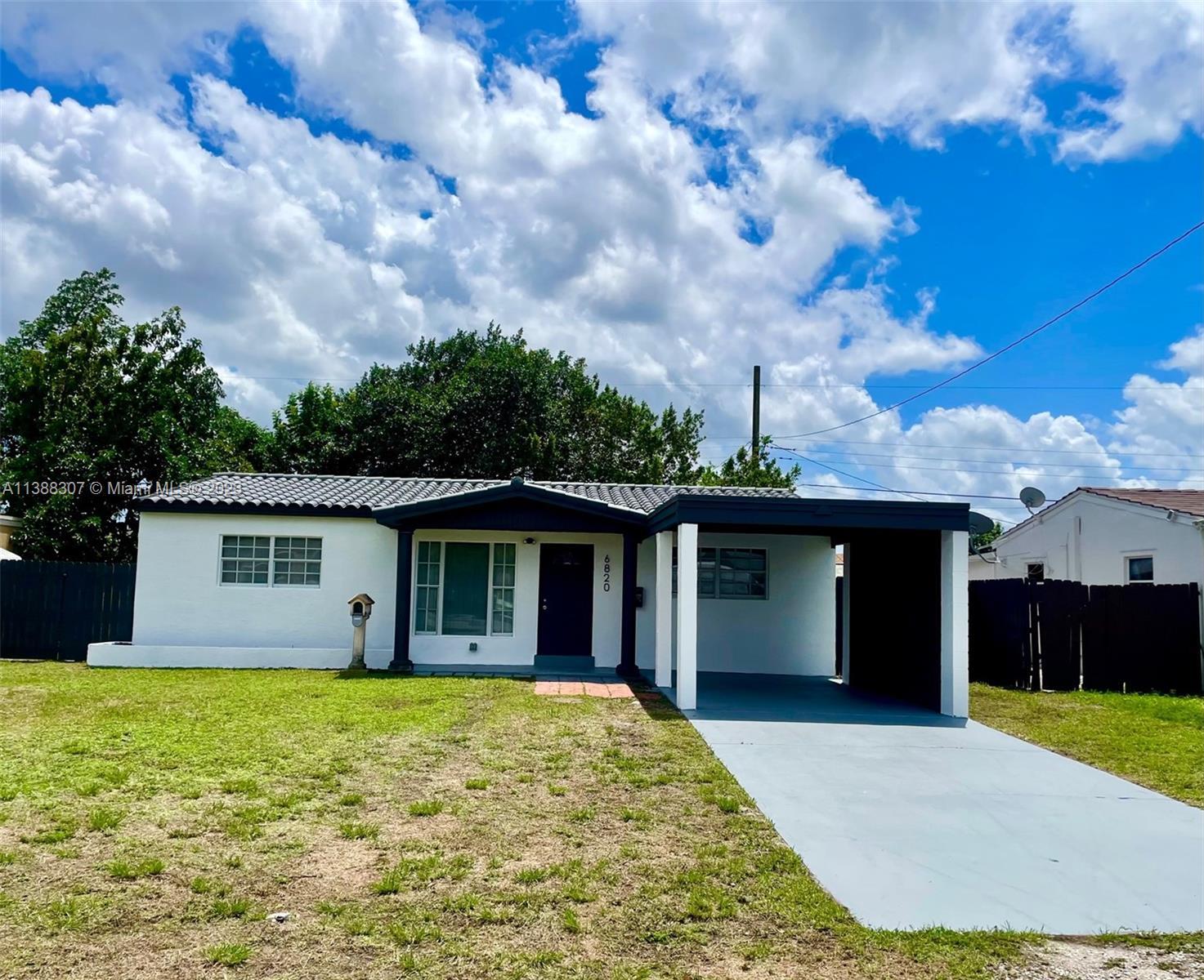 Photo of 6820 Park St in Hollywood, FL