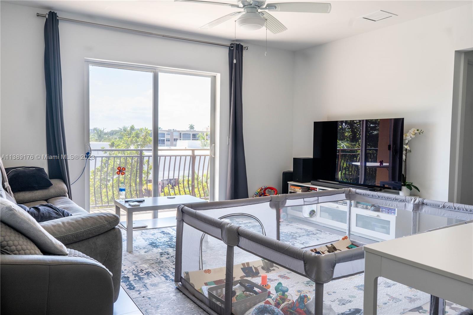 Photo of 555 E Dania Beach Blvd #6 in Dania Beach, FL