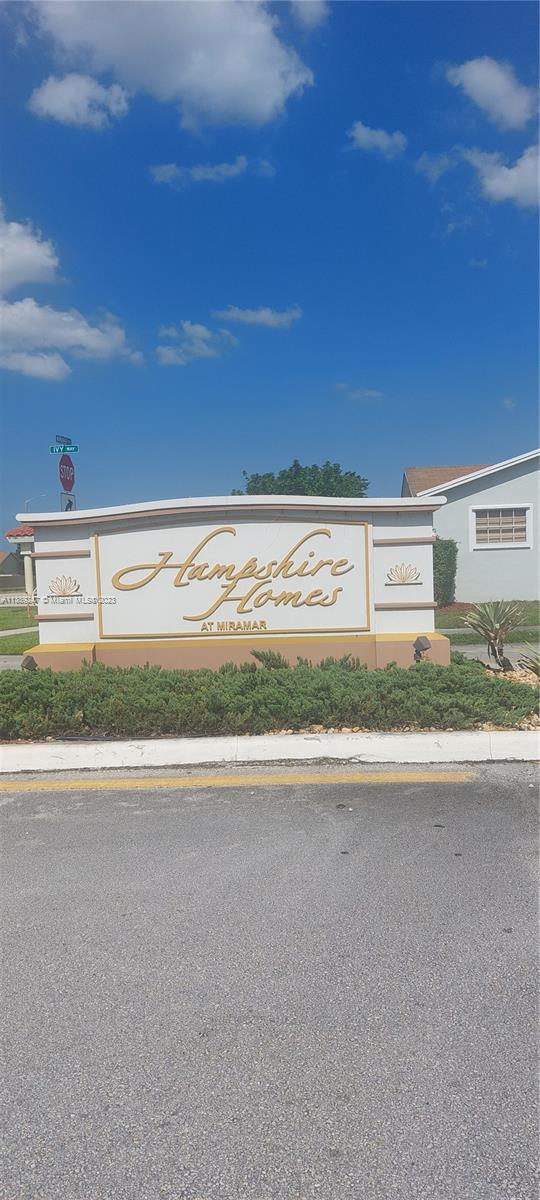Photo of 9890 W Fern Ln in Miramar, FL