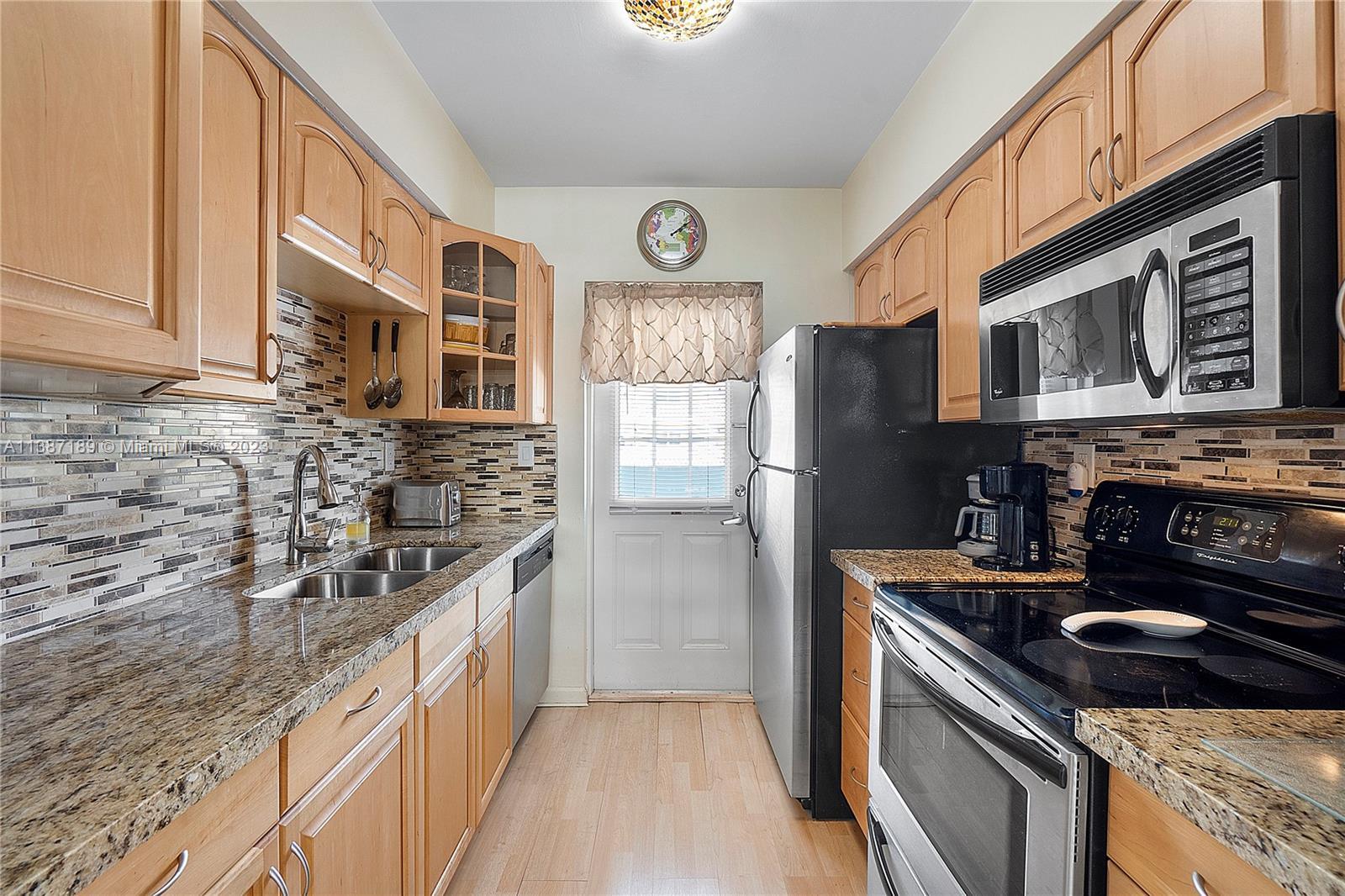 Photo of 222 N Federal Hwy #209 in Deerfield Beach, FL