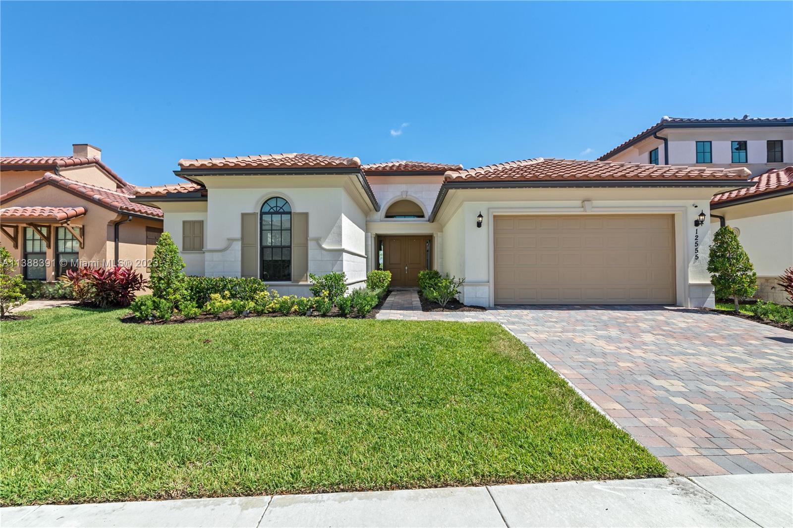 Photo of 12555 N Parkland Bay Trl in Parkland, FL