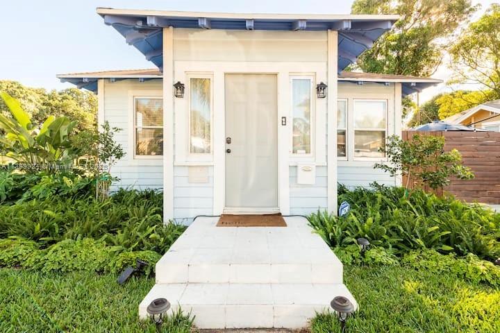 Photo of 510 El Vedado in West Palm Beach, FL