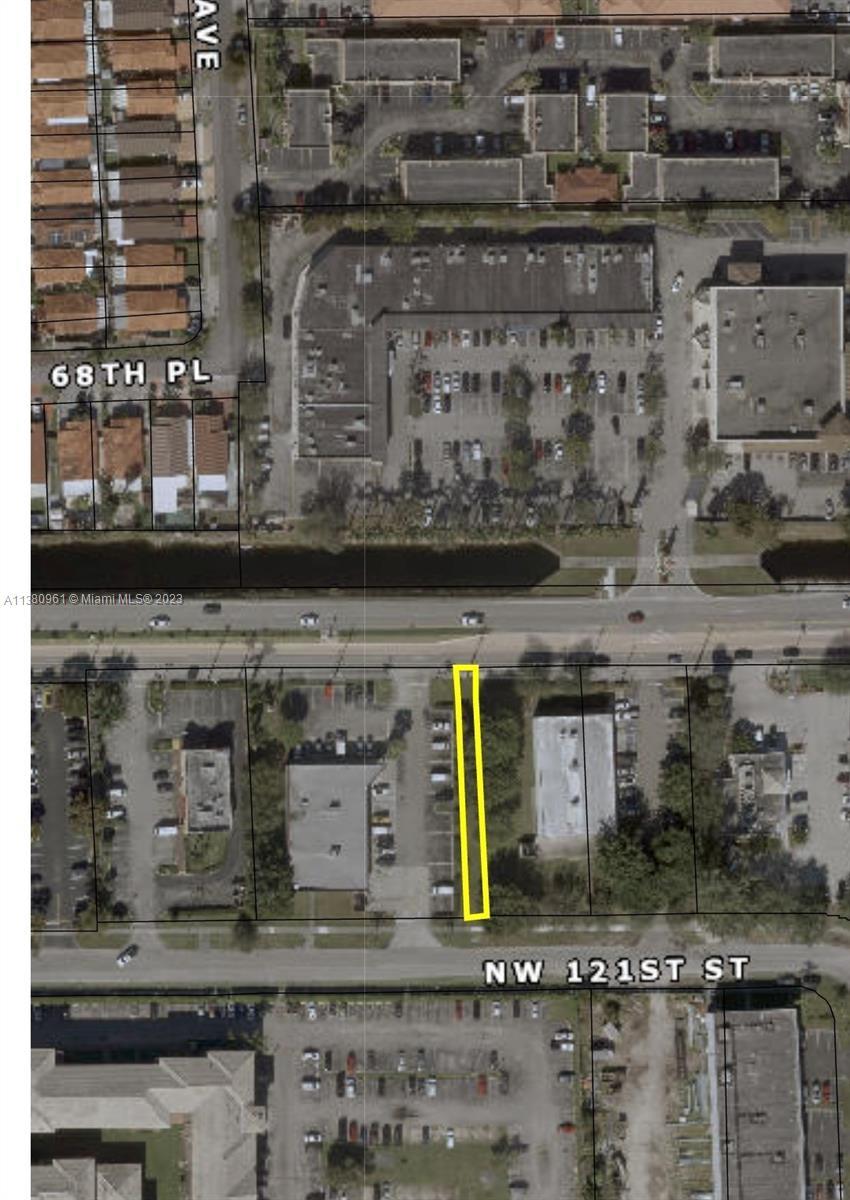 Photo of W 68 St in Hialeah Gardens, FL