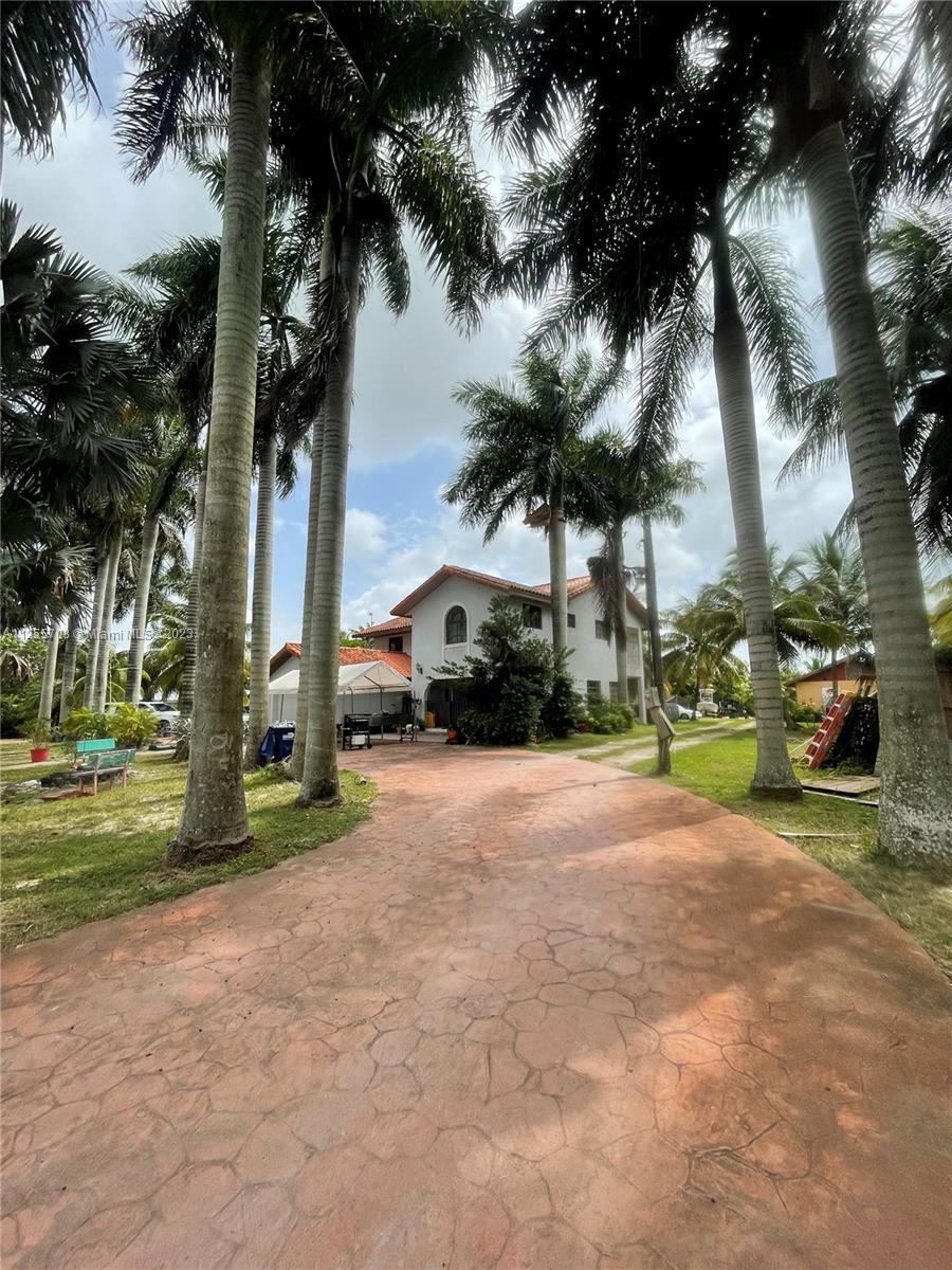 Photo of 35351 SW 213th Ave in Homestead, FL