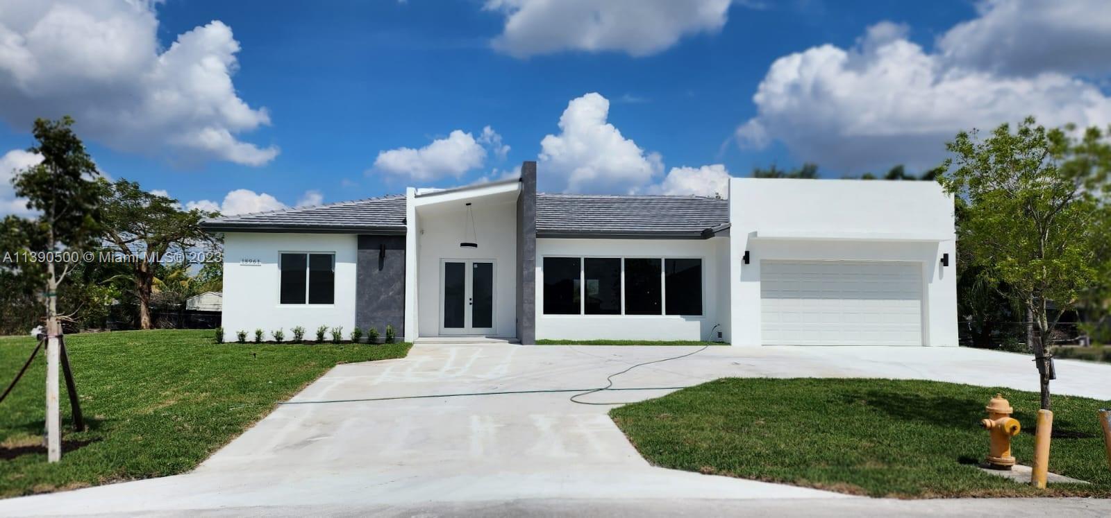 Photo of 18961 SW 359th St in Homestead, FL