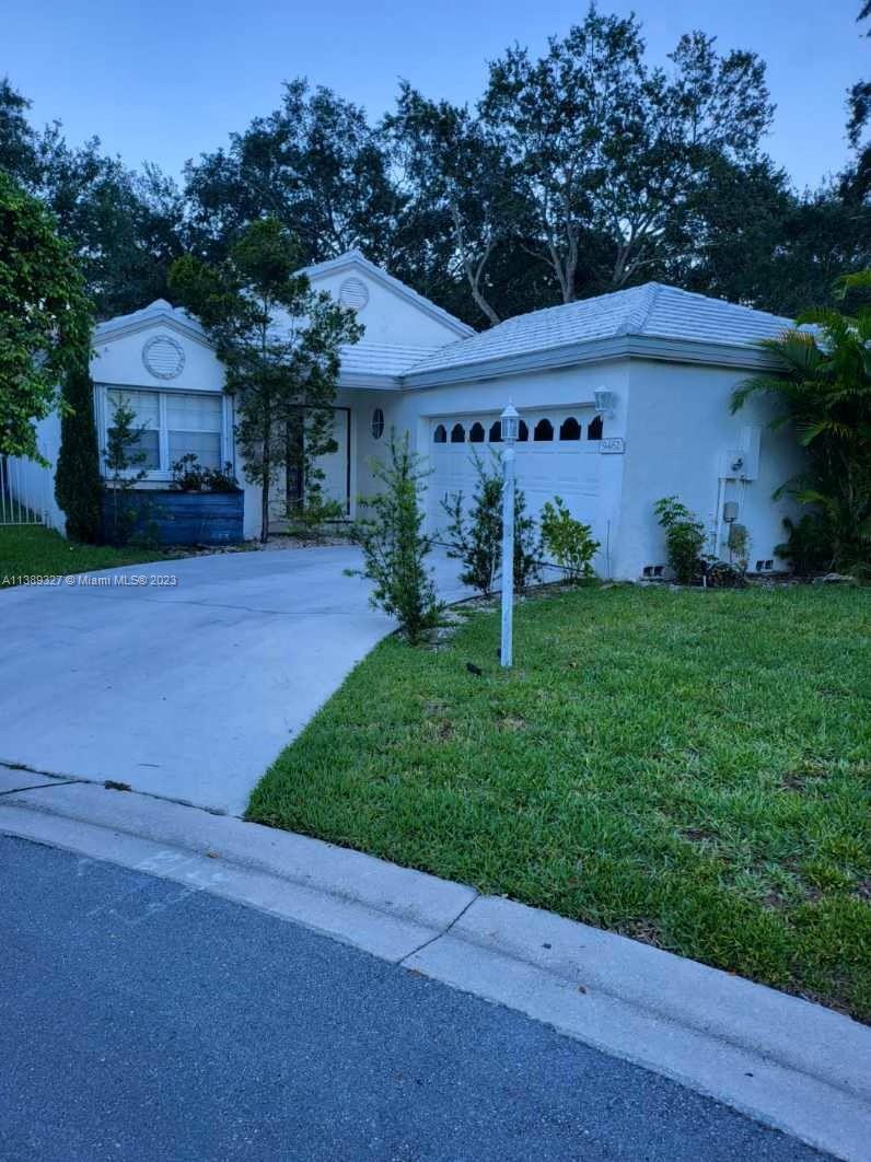 Photo of 9462 NW 8th Cir in Plantation, FL