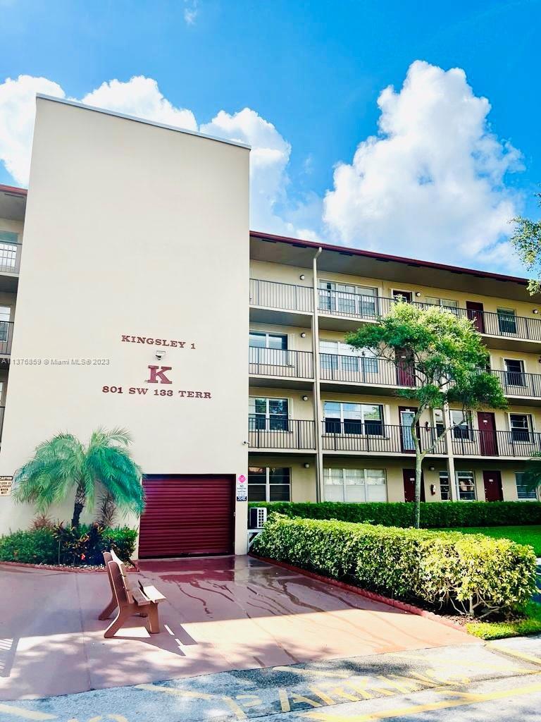 Photo of 801 SW 133rd Ter #310 in Pembroke Pines, FL