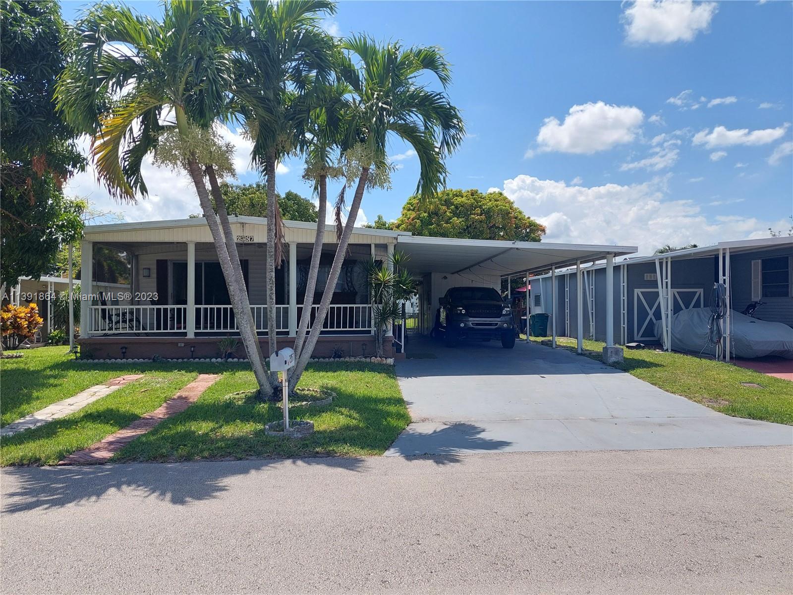 Photo of 2357 SW 84th Ave in Davie, FL