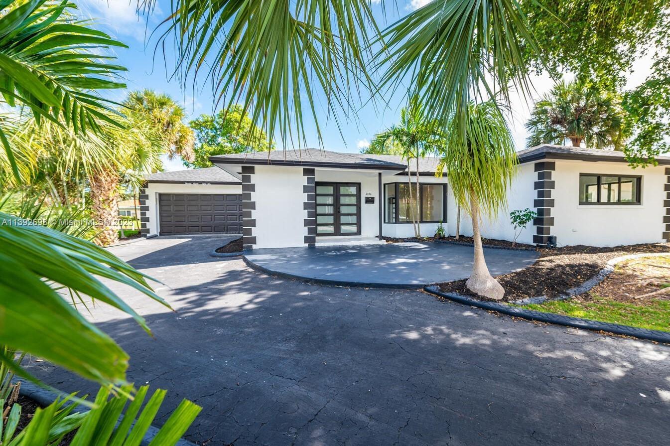 Photo of 2856 NW 10th Ave in Wilton Manors, FL
