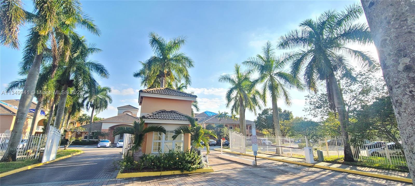 Photo of 6960 SW 39th St #E107 in Davie, FL