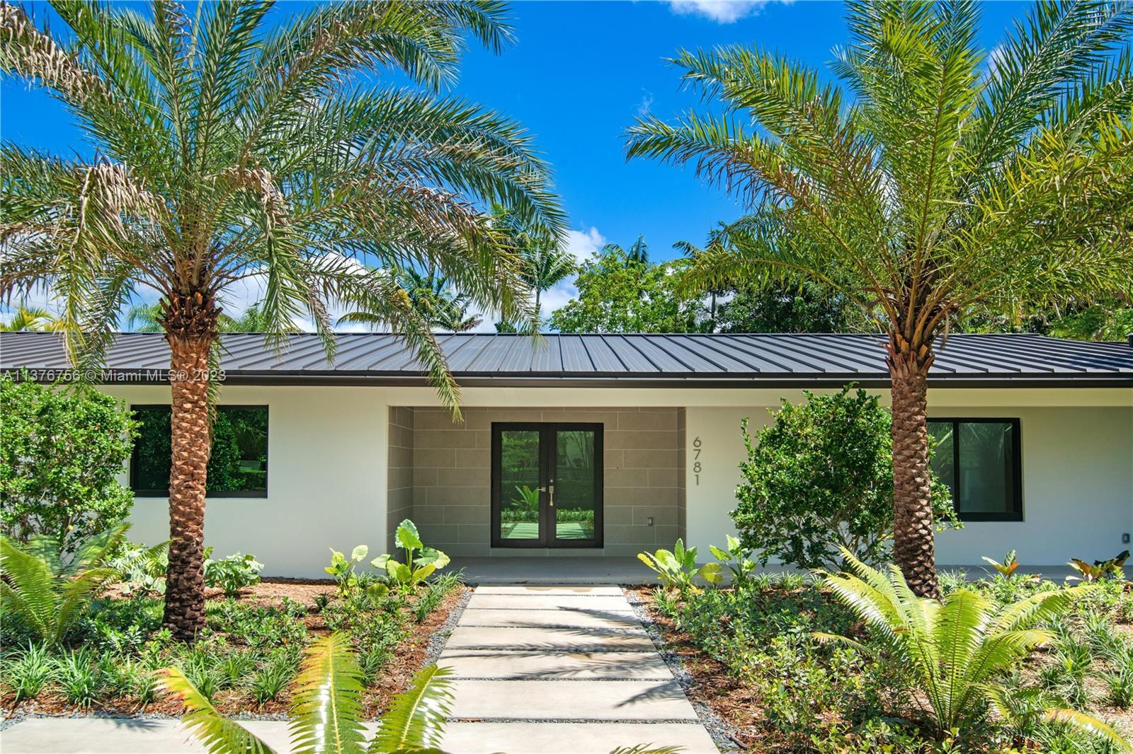Photo of 6781 SW 68th Ter in South Miami, FL