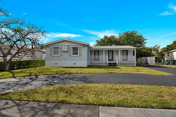 Photo of 8240 Coral Wy in Miami, FL