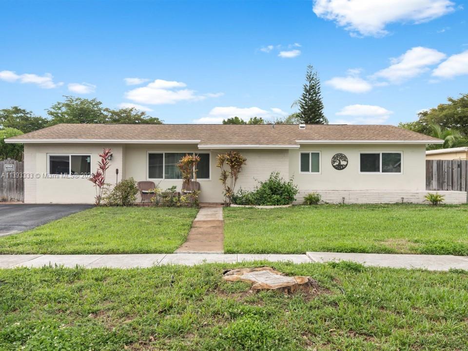 Photo of 10411 NW 19th Pl in Pembroke Pines, FL