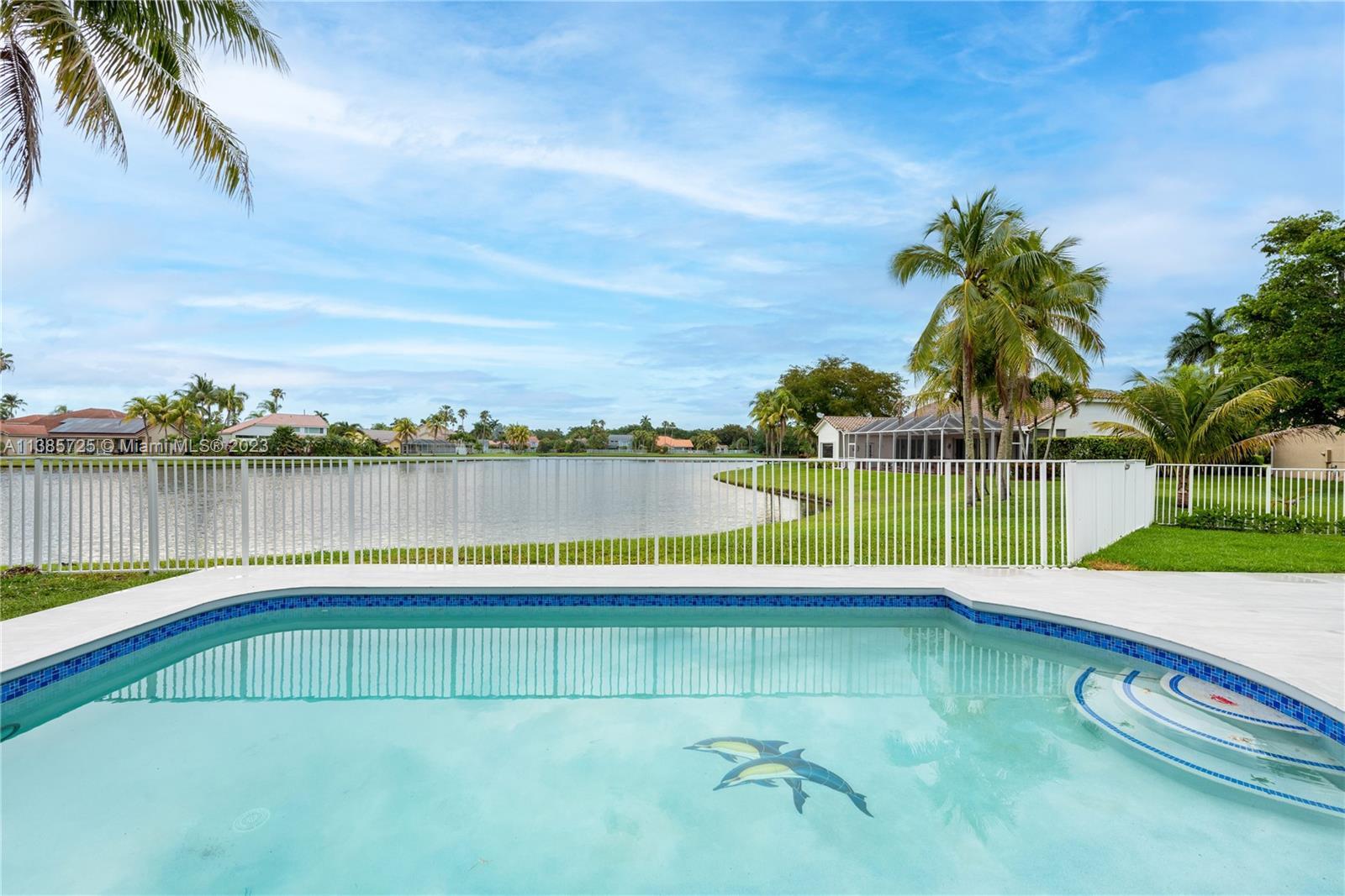Photo of 1140 Glenwood Ct in Weston, FL