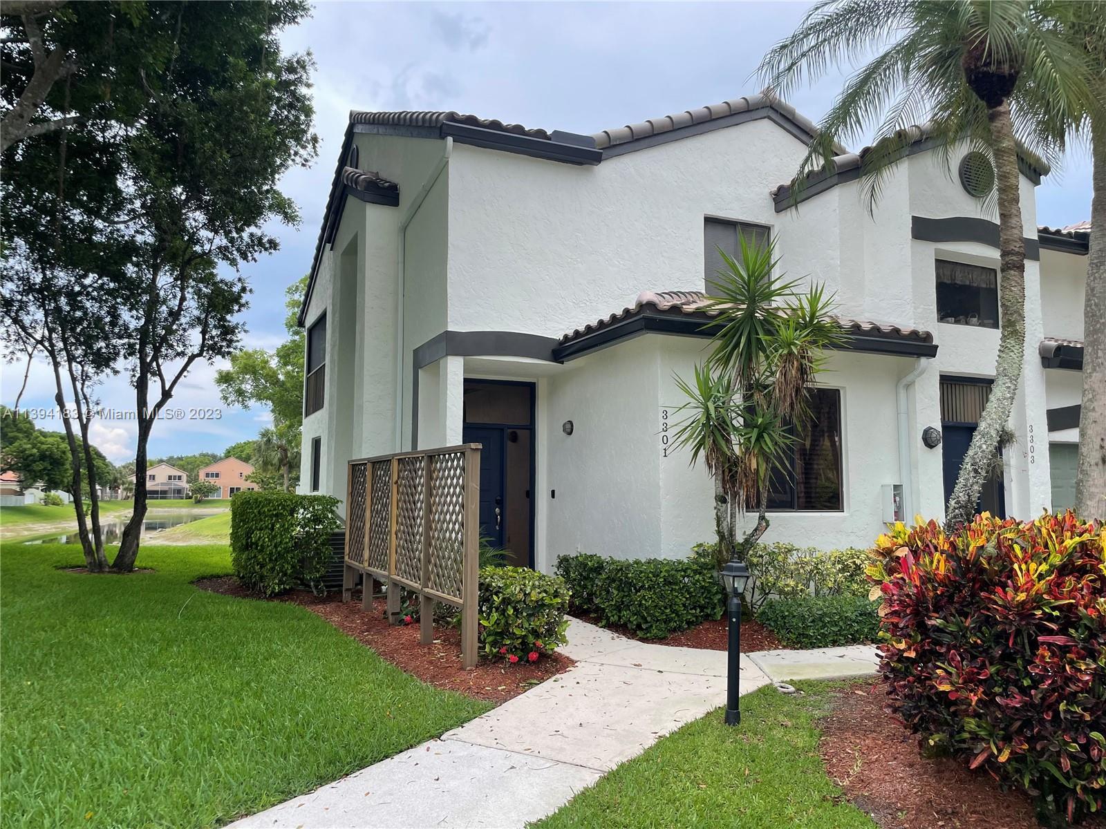 Photo of 7525 NW 61st Ter #3301 in Parkland, FL