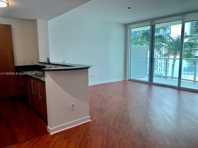 Photo of 300 S Biscayne Blvd #1407 in Miami, FL