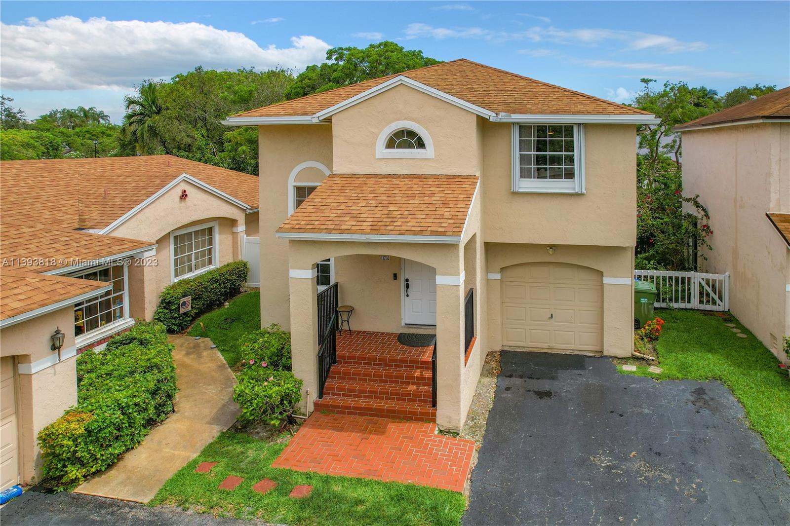 Photo of 11732 NW 12th St in Pembroke Pines, FL
