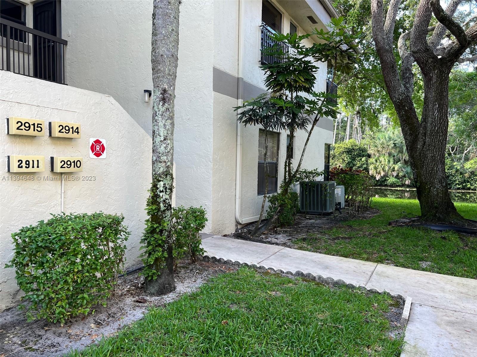 Photo of 2911 S Carambola Cir S #2098 in Coconut Creek, FL